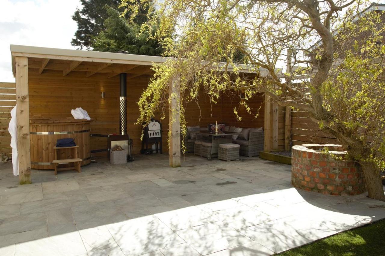 Southview Farm Villa Halsham Exterior photo