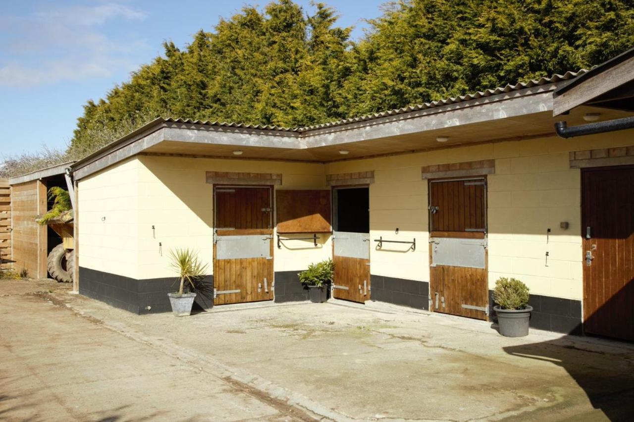 Southview Farm Villa Halsham Exterior photo